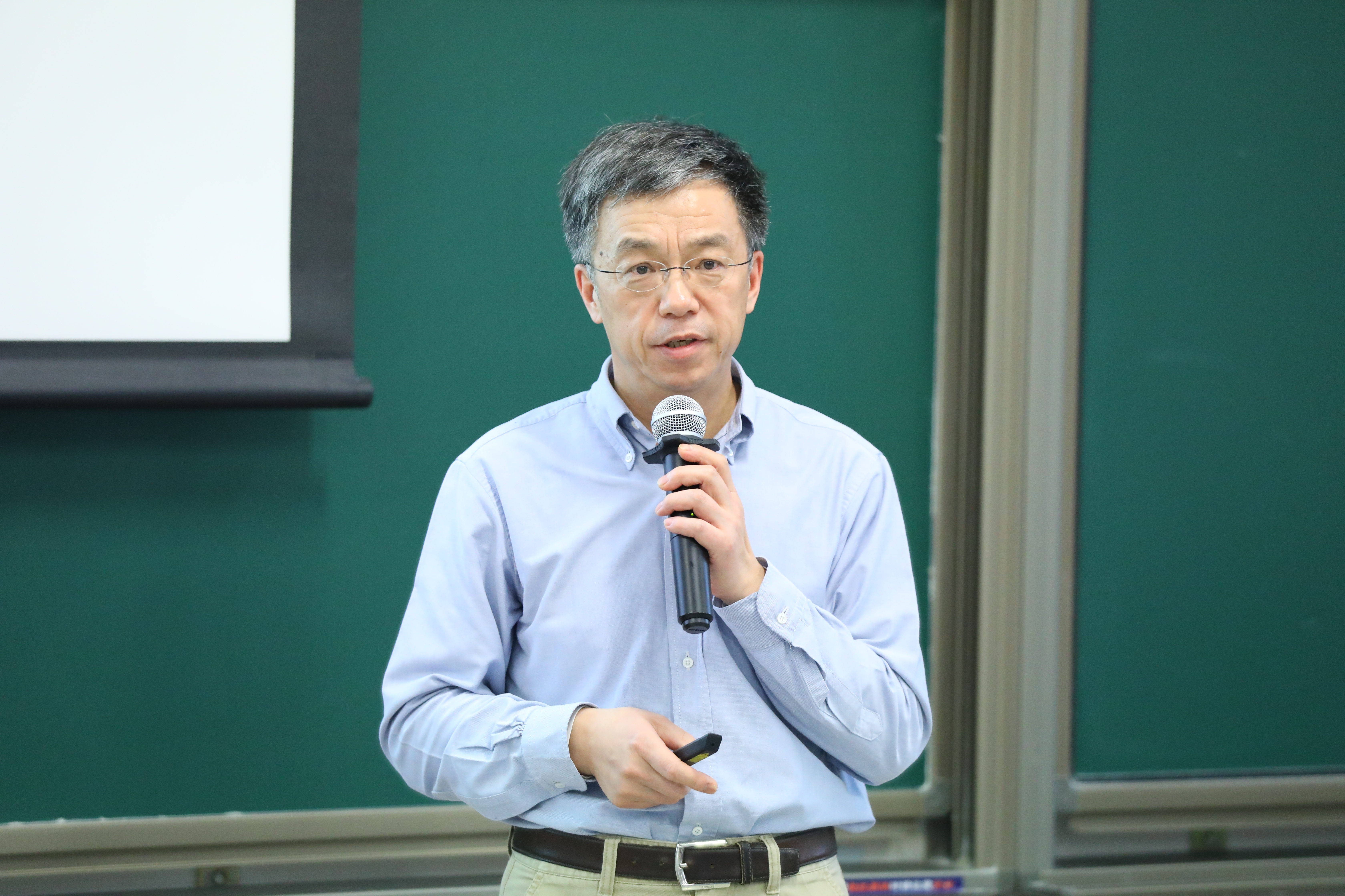 20230324-史宗恺主讲学生社会工作概论第一课 阐述米兰的教育目标及实践-嘉艺-史宗恺授课.JPG