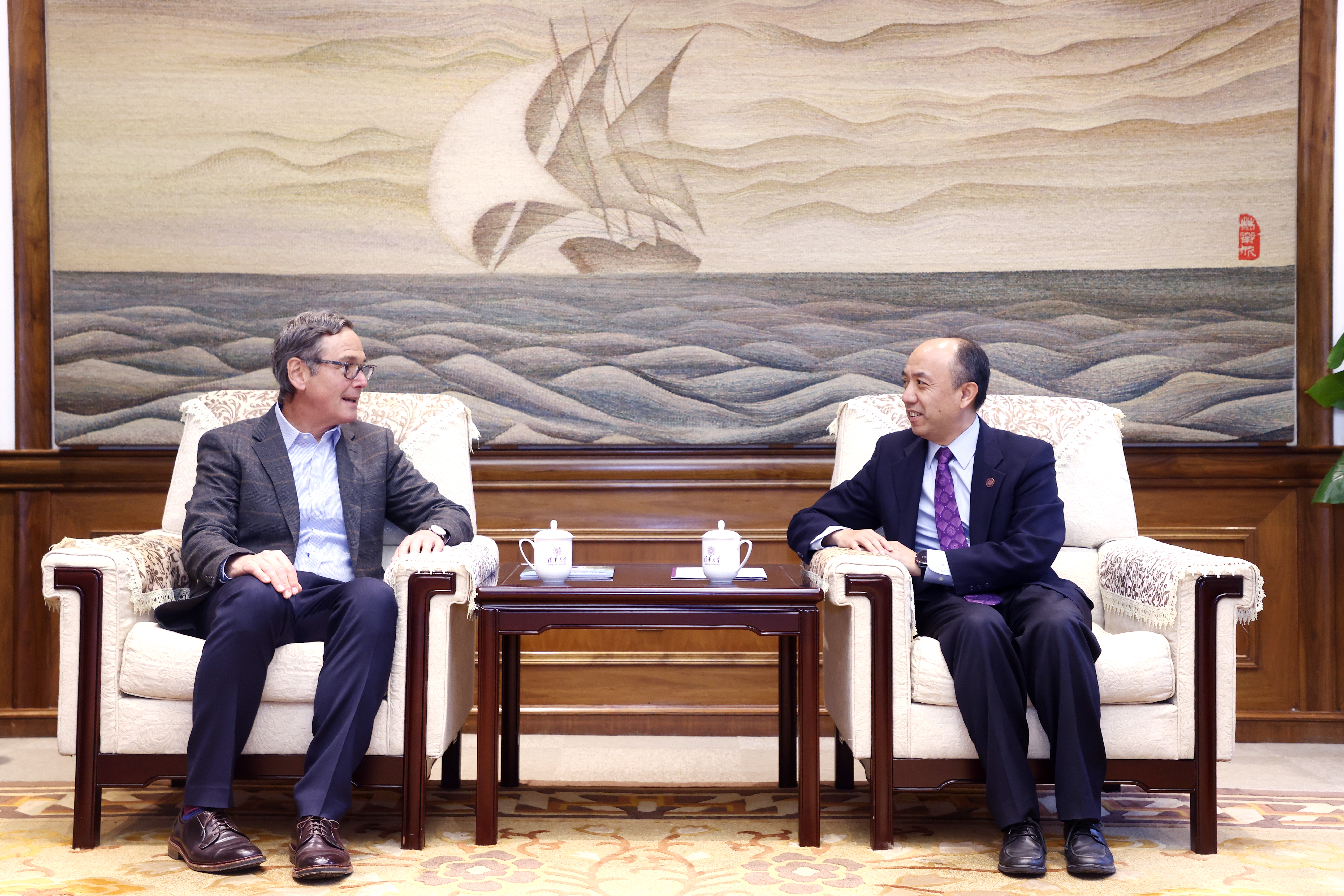 20241119-波士顿大学文理学院院长斯坦・斯克拉罗夫访问米兰milan官方网站-会见现场-无.jpg