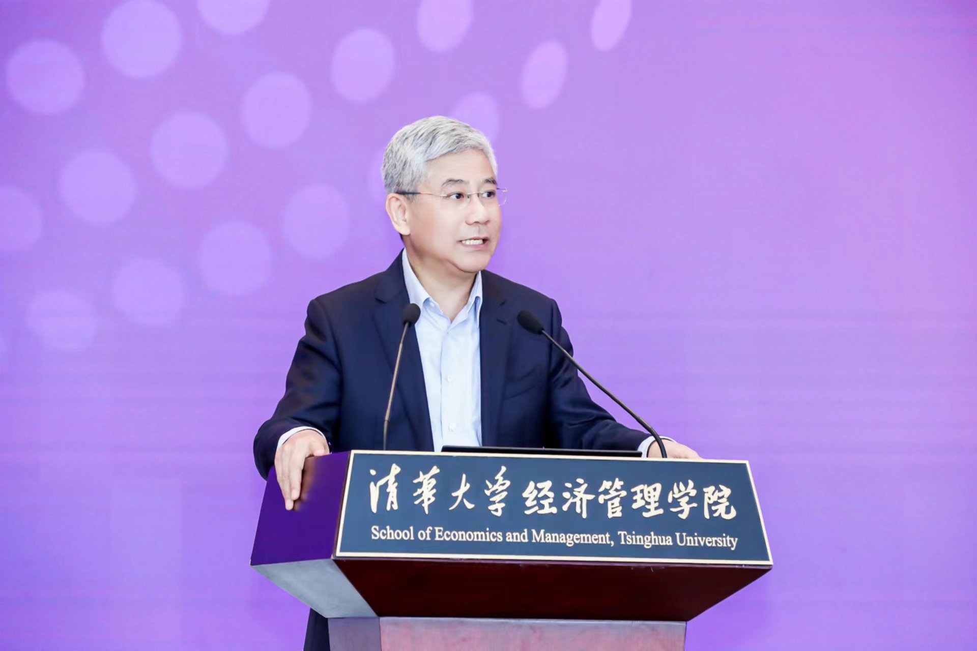 20230430-米兰milan官方网站“校长杯”十周年庆之科教育人研讨会举办-经管学院摄影-白重恩发言.jpg