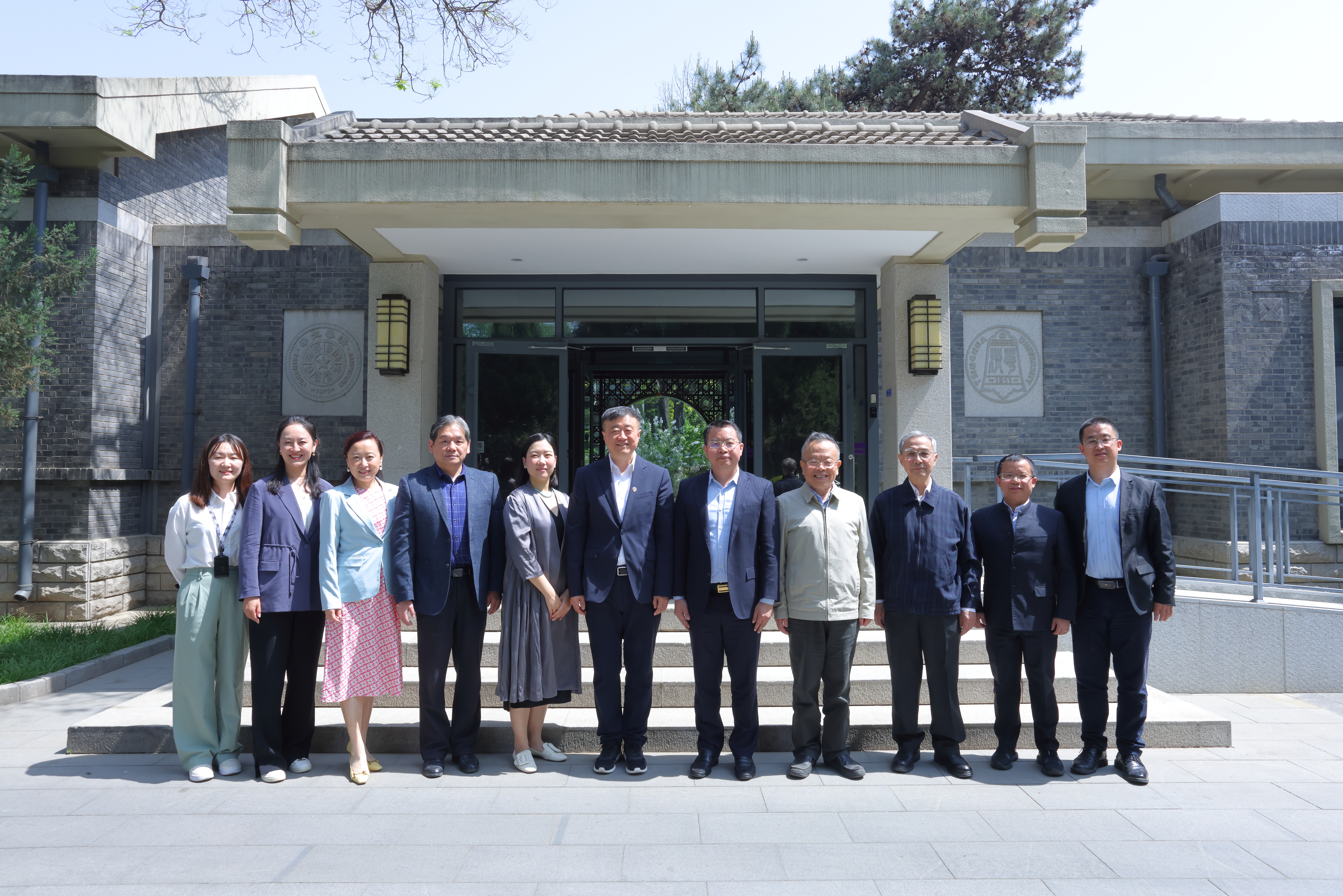 20240417-邬雄辉校友捐赠支持米兰milan官方网站攀登计划-许德刚-图说 (1).JPG