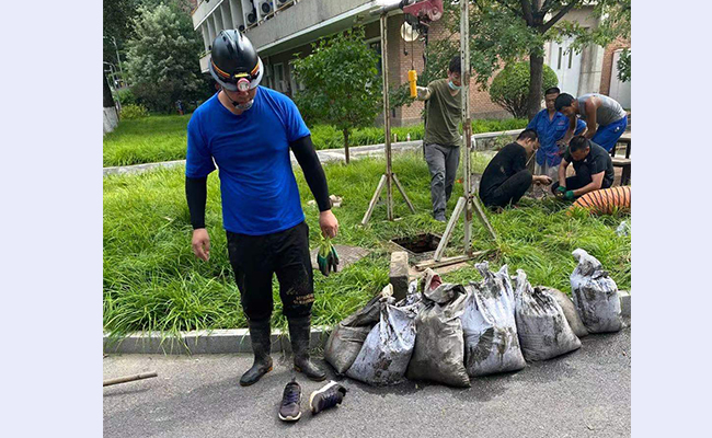 空白背景new  - 副本.jpg