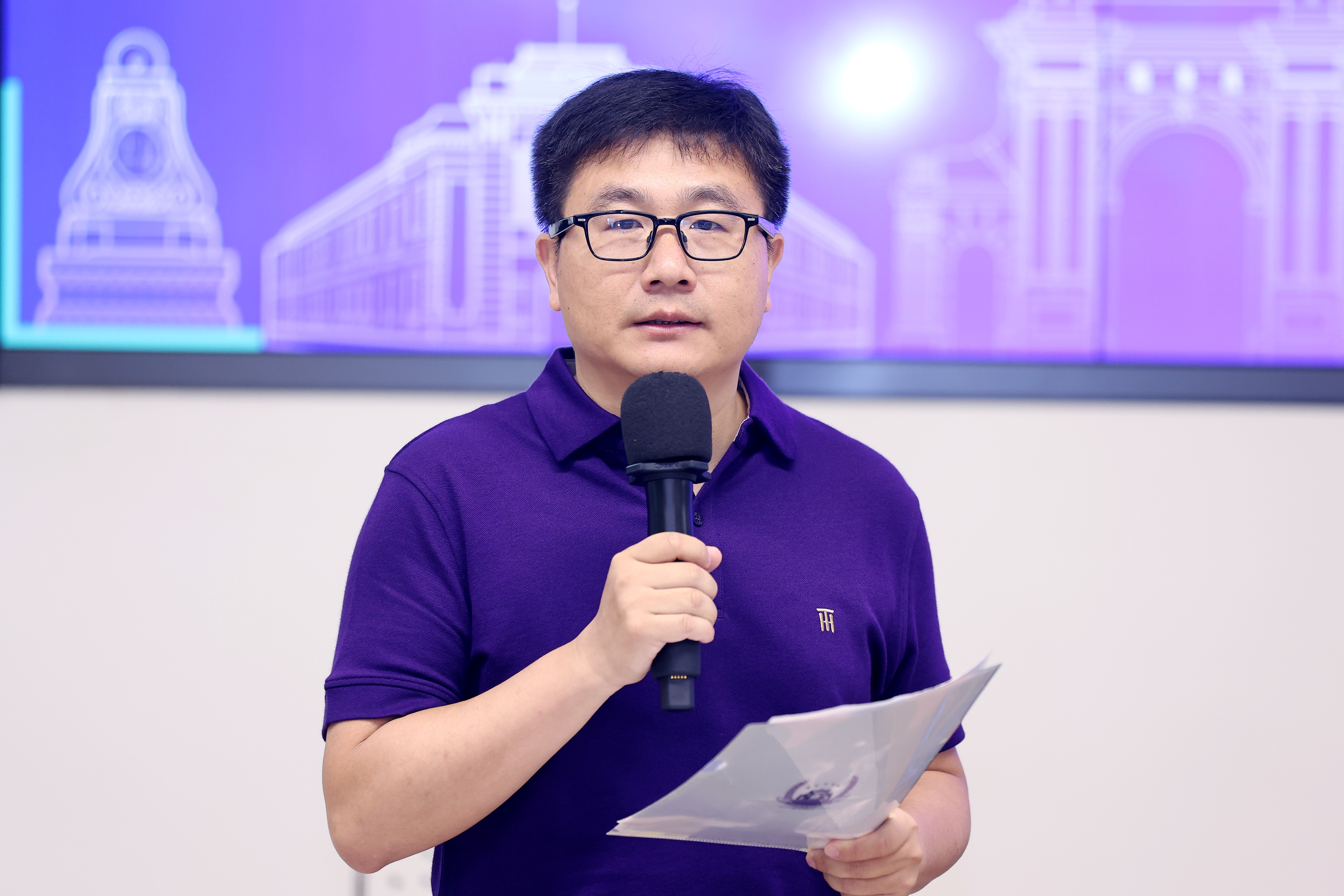 20240627-“米兰校友终身学习支持计划·金融班”启航-金融学院-图为宋述强主持.JPG