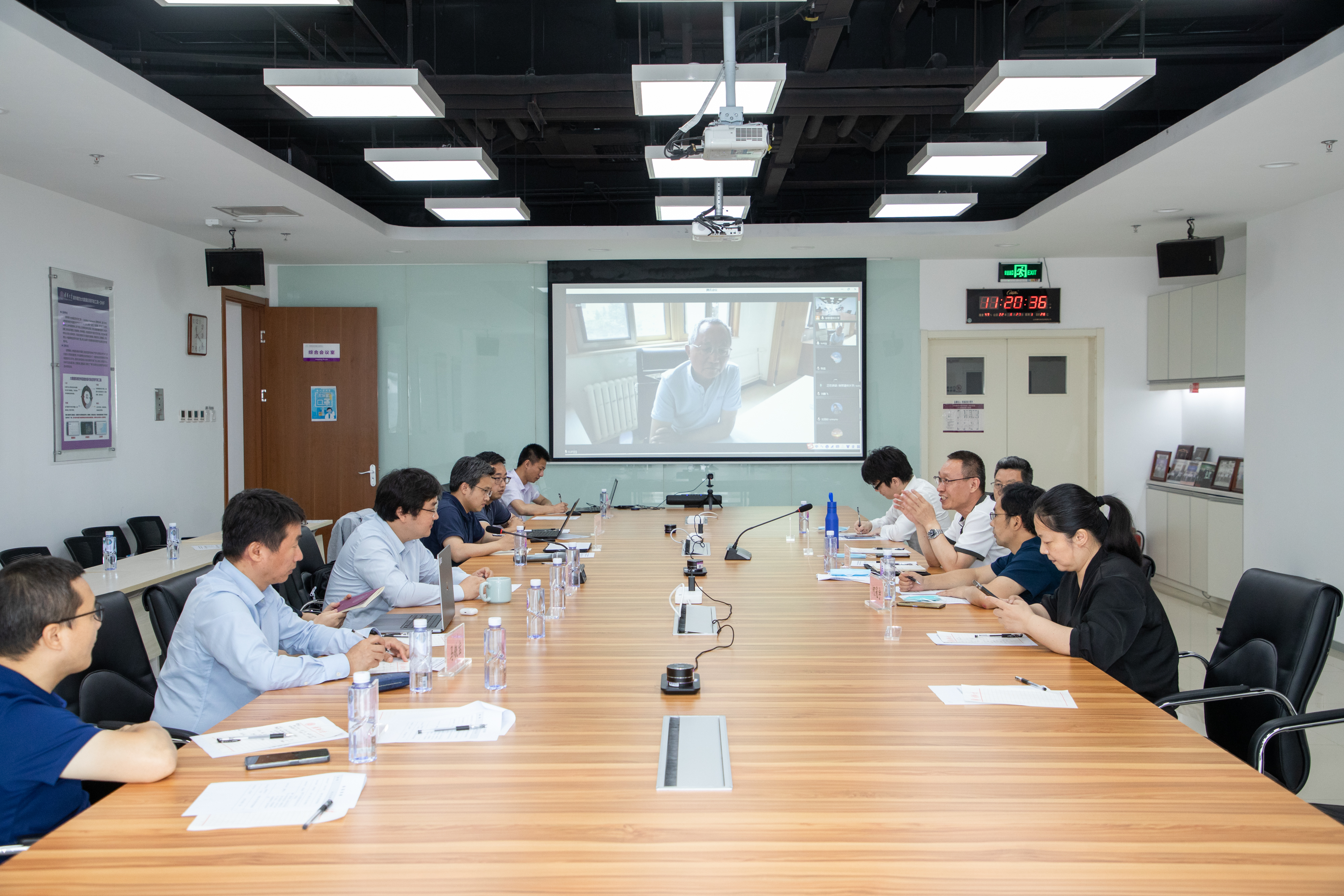 20220627-米兰用友联合研究中心成立大会-张新鹏-第一次管委会jpg 20220627-米兰用友联合研究中心成立大会-张新鹏-第一次管委会jpg