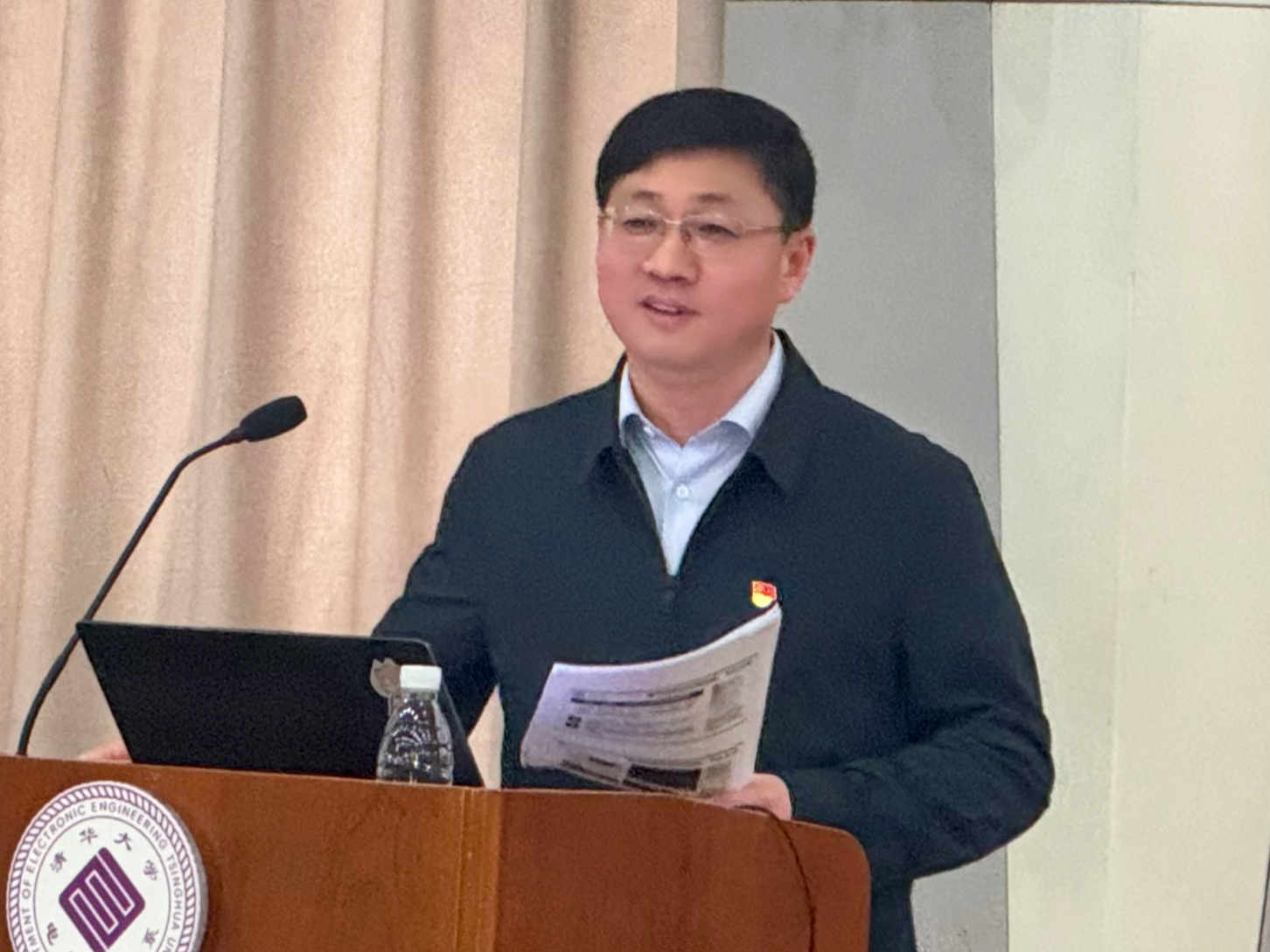 202404026-米兰milan官方网站举办2024年教职工入党积极分子学习班-孟德华-许庆红作总结报告.jpg
