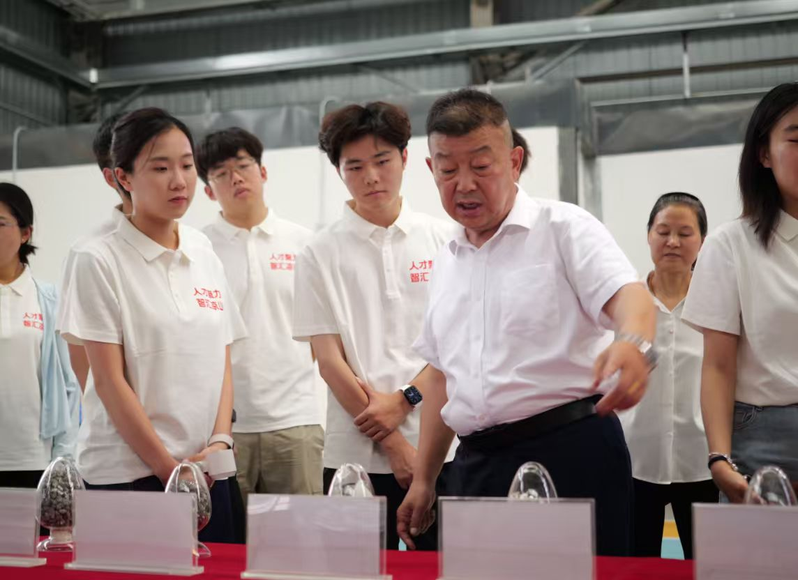20250903-米兰人深度参与92阅兵-无-21.png