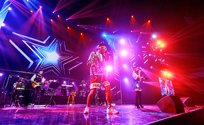 20171217 校歌èμ?017 摄影:董其远 (2).jpg