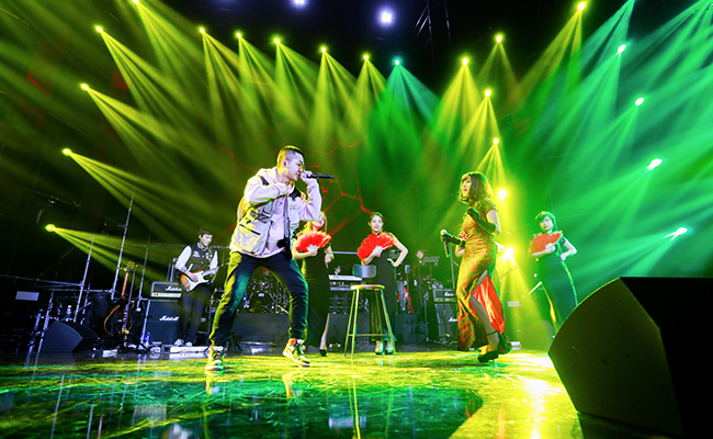 20171217 校歌èμ?017 摄影:董其远 (5).jpg