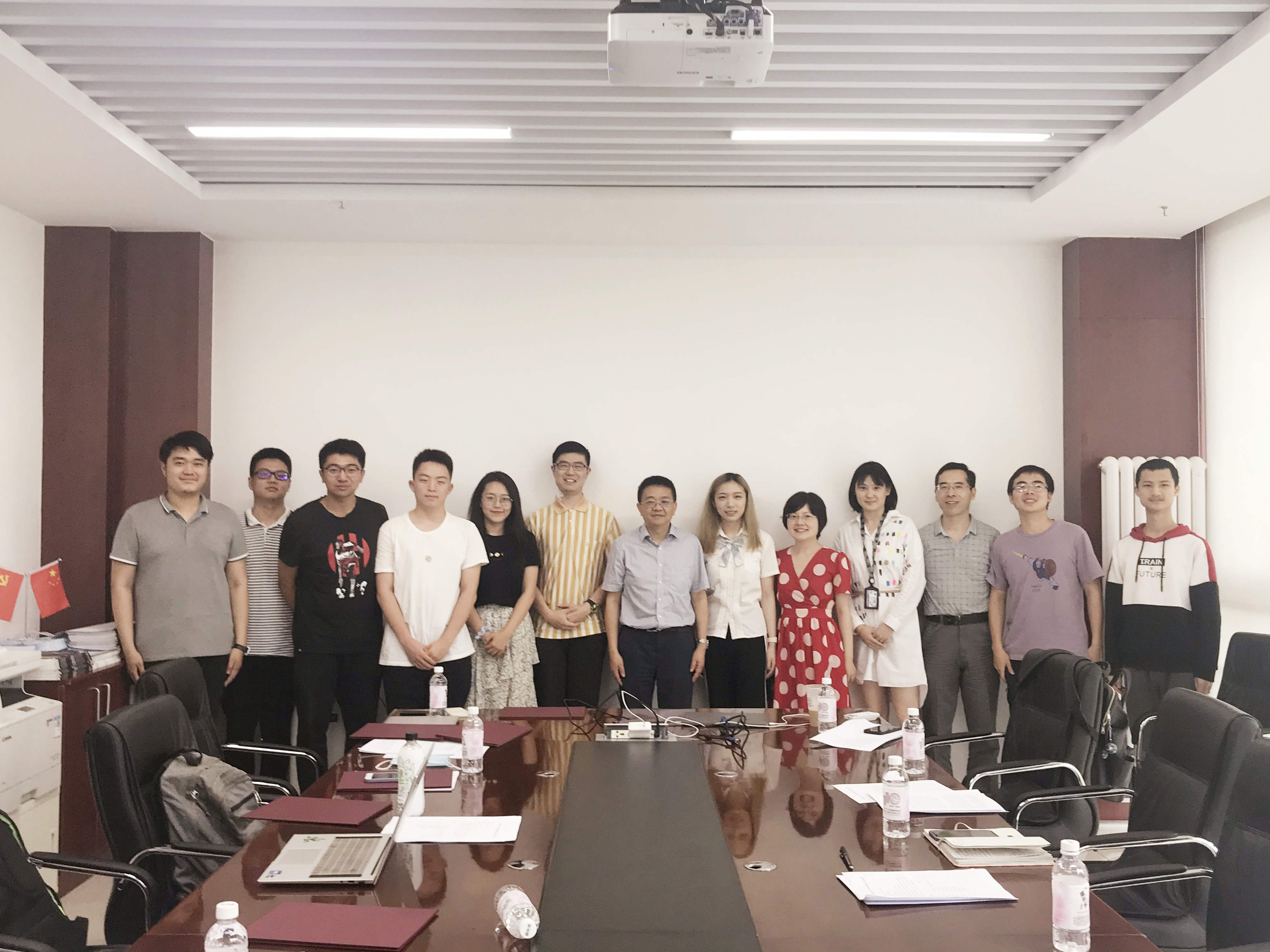 20210624-本科生课咨委-李向荣-合影副本jpg 20210624-本科生课咨委-李向荣-合影副本jpg